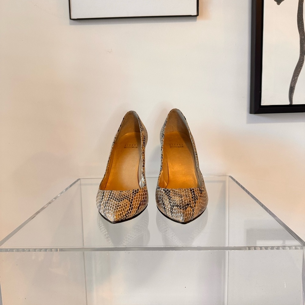 STUART WEITZMAN 
Daisy Mushroom
Crystal Snakeskin Pointed Toe Pumps